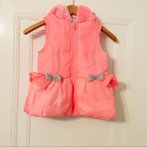 Girls Pink Hooded Fur Insulated Vest, size 6